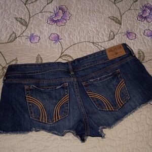 Vintage Y2K Hollister HCO Daisy Juke Booty Short Shorts 9 29 Distressed Low